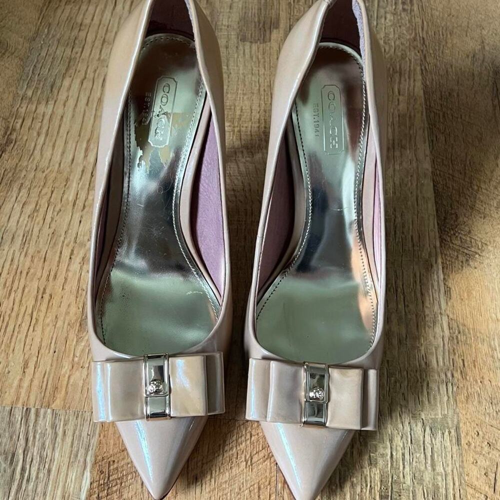 Coach nude tan heels with gold bow details
